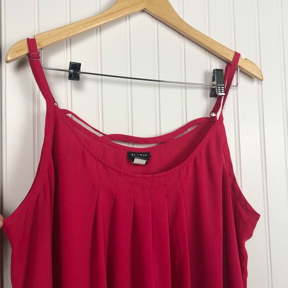 TORRID GEORGETTE CRISSCROSS BACK TANK TOP - Picture 3 of 6